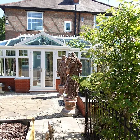 Largee 5 Bed House, Sleeps 10 Near Nec, Bhx, Hs2 Birmingham